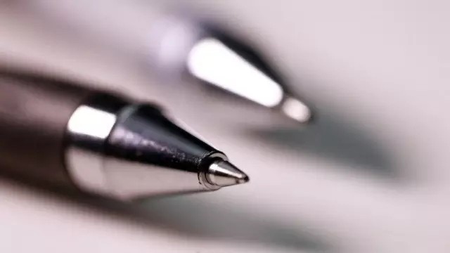 中國終于造出圓珠筆頭??！LED顯示屏生產(chǎn)設(shè)備為何仍以進(jìn)口為榮？